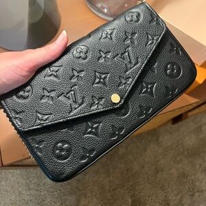 Louis Vuitton Félicie Pochette in Monogram Empreinte Leather, Black - NWT